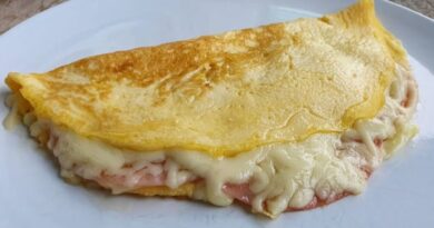 Kako napraviti savršen klasični omlet sa šunkom i sirom – savršen doručak