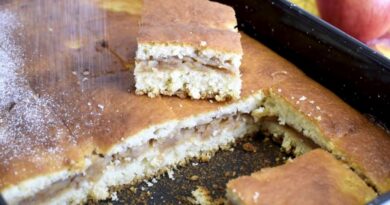 Recept za lenju pitu sa jabukama koji će vas oboriti s nogu: Najjednostavniji kolač koji uspeva i neiskusnim domaćicama