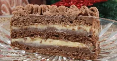 Svečana Novogodišnja Boem Torta