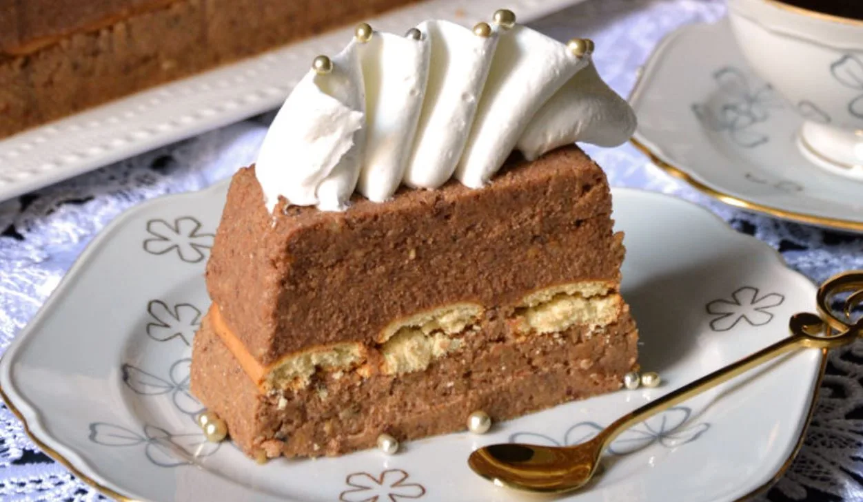 Torta Marija: Brza, jednostavna i preukusna – gotova za samo 15 minuta!