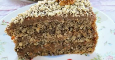 Retro torta sa orasima: Starinski recept iz davnih vremena!