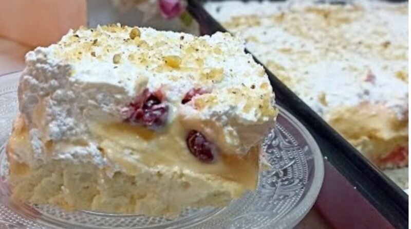 Moj favorit recept za kremasti kolač sa višnjama koji svi obožavaju!