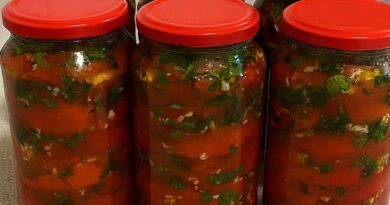 Paprike sa belim lukom – recept za zimnicu