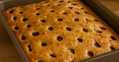 Starinski kolač s višnjama – jednostavan recept iz bakine kuhinje